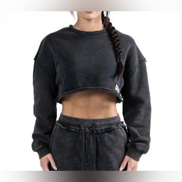 Alphalete Women's Terry Oversized Crop Top Long Sleeve Pullover Acid Wash Small - Picture 2 of 13